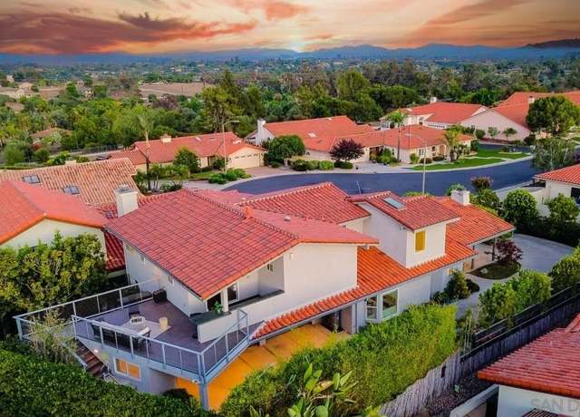 Property at 907 Ridge Heights Rd, Fallbrook, CA 92028, 3 beds, 2.5 baths