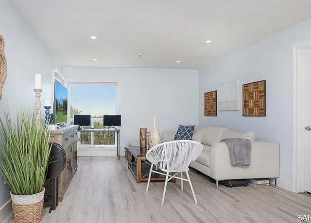 Property at 4730 Noyes St Apt 106, San Diego, CA 92109, 2 beds, 2 baths