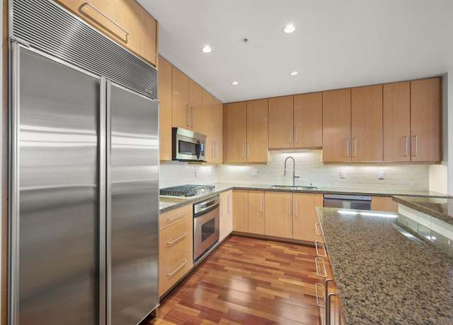 Property at 700 W Harbor Dr #103, San Diego, CA 92101, 1 bed, 1.5 baths