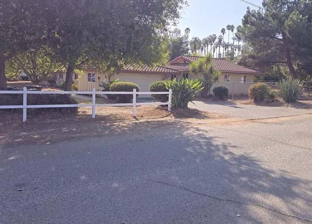 Property at 1985 Felicita Rd, Escondido, CA 92025, 3 beds, 2.5 baths