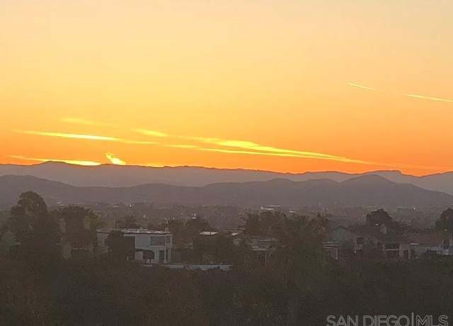 Property at 6645 Caminito Scioto, La Jolla, CA 92037, 3 beds, 2.5 baths