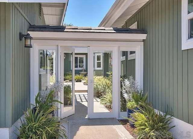 Property at 243 Horizon Hls, El Cajon, CA 92020, 4 beds, 3 baths