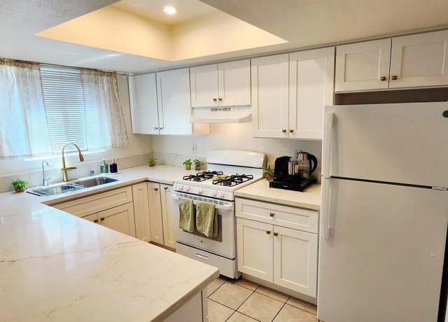 Property at 368 Vance St #6, Chula Vista, CA 91910, 2 beds, 2 baths