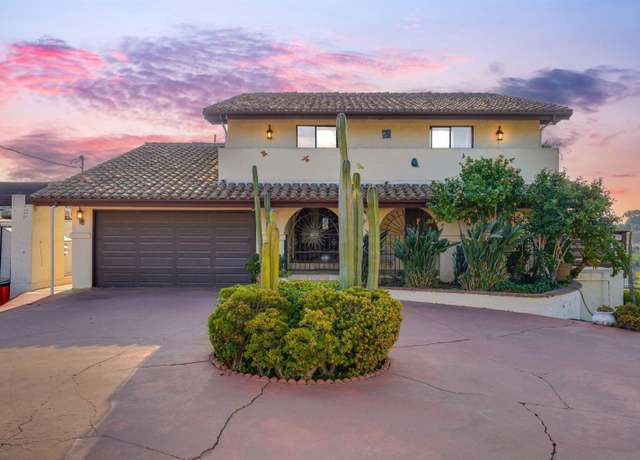 Property at 1510 Wilshire Rd, Fallbrook, CA 92028, 5 beds, 3.5 baths