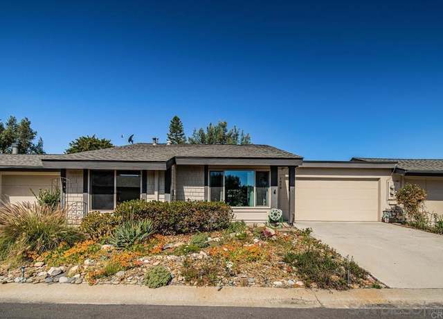 Property at 1414 Market St, Vista, CA 92084, 2 beds, 2 baths