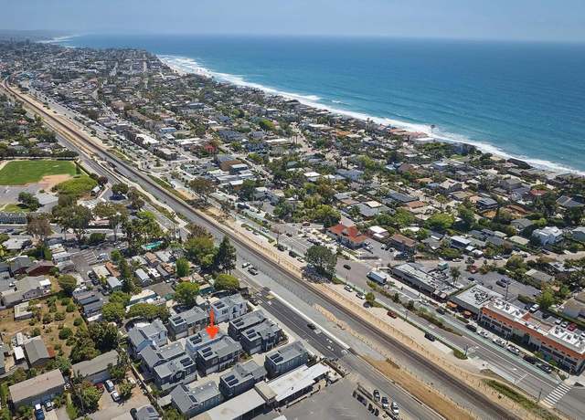 Property at 563 N Vulcan Ave, Encinitas, CA 92024, 3 beds, 2.5 baths
