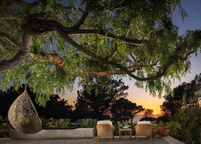 Property at 327 Pine Needles Dr, Del Mar, CA 92014, 4 beds, 3.5 baths