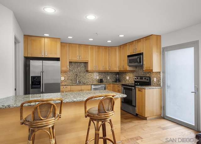 Property at 985 Island Ave #4, San Diego, CA 92101, 1 bed, 2 baths