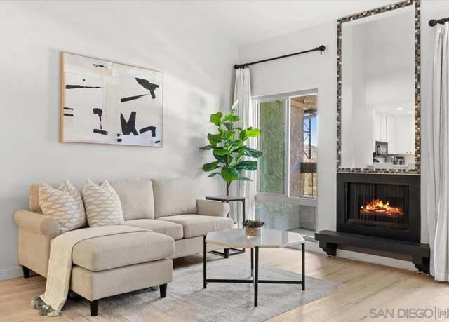 Property at 10250 Caminito Cuervo #44, San Diego, CA 92108, 2 beds, 2 baths