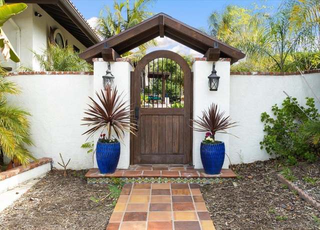 Property at 1379 Sunny Heights Rd, Fallbrook, CA 92028, 7 beds, 5.5 baths