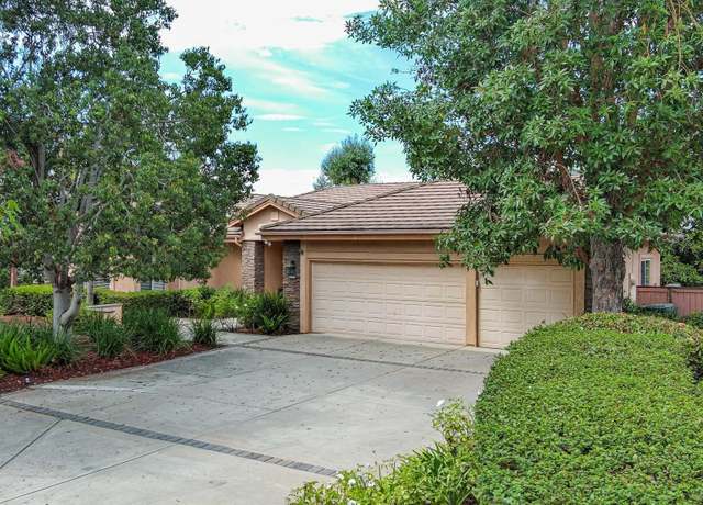 Property at 1772 Crescent Knolls Gln, Escondido, CA 92029, 4 beds, 3 baths