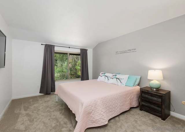 Property at 13046 Paseo Del Verano, San Diego, CA 92128, 2 beds, 2 baths