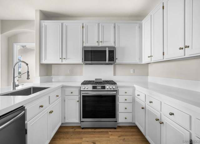 Property at 3739 Carmel View Rd #1, San Diego, CA 92130, 2 beds, 2 baths