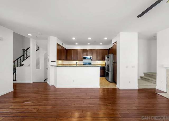 Property at 1915 Caminito De La Cruz, Chula Vista, CA 91913, 4 beds, 3.5 baths