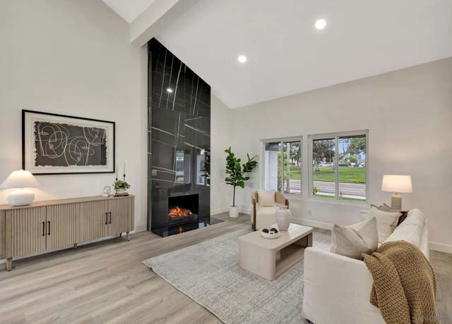 Property at 349 N Willowspring Dr, Encinitas, CA 92024, 4 beds, 3 baths