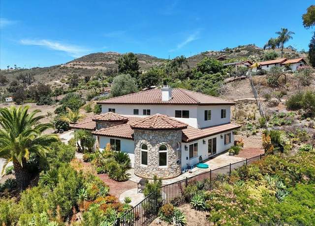 Property at 2342 Carioca Pl, Vista, CA 92084, 6 beds, 5 baths