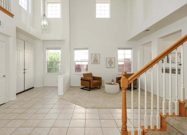 Property at 641 Serrano Ln, Chula Vista, CA 91910, 5 beds, 3 baths