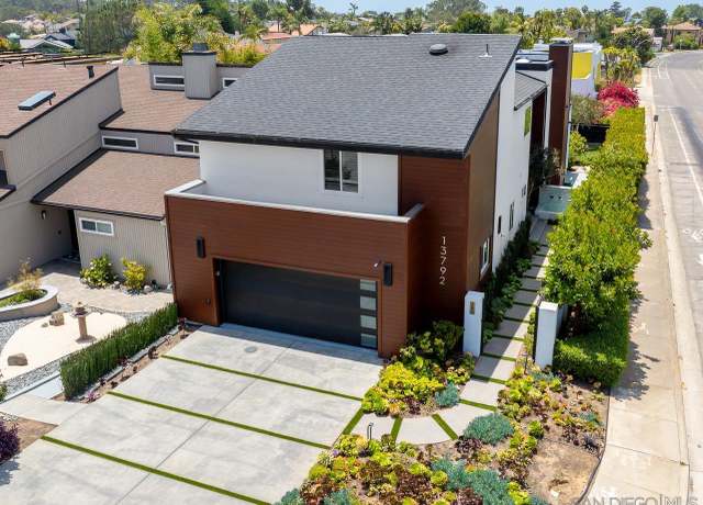 Property at 13792 Mercado Dr, Del Mar, CA 92014, 5 beds, 3 baths