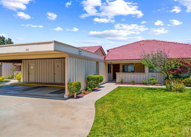 Property at 17465 Plaza Del Curtidor #207, San Diego, CA 92128, 2 beds, 1 bath
