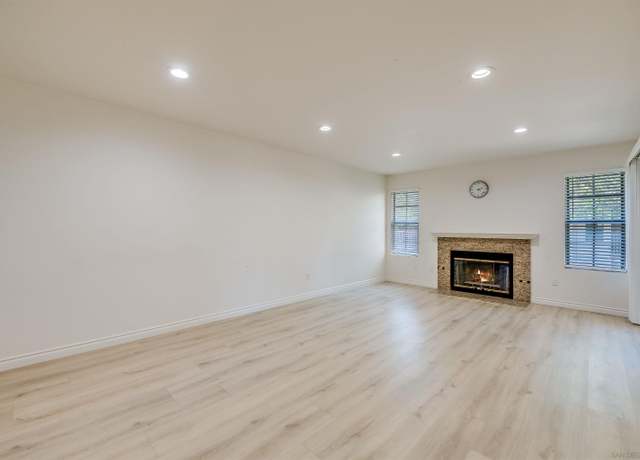Property at 12051 Alta Carmel Ct #208, San Diego, CA 92128, 2 beds, 2 baths