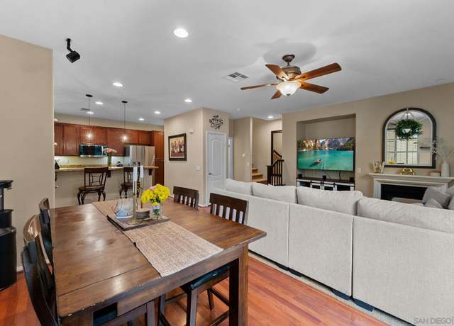 Property at 262 Benviana Dr #146, Chula Vista, CA 91914, 3 beds, 2.5 baths