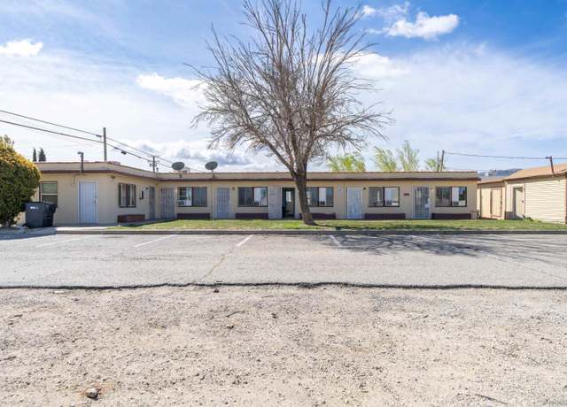 Property at 38717 E 6th St, Palmdale, CA 93550, 6 beds, 6 baths