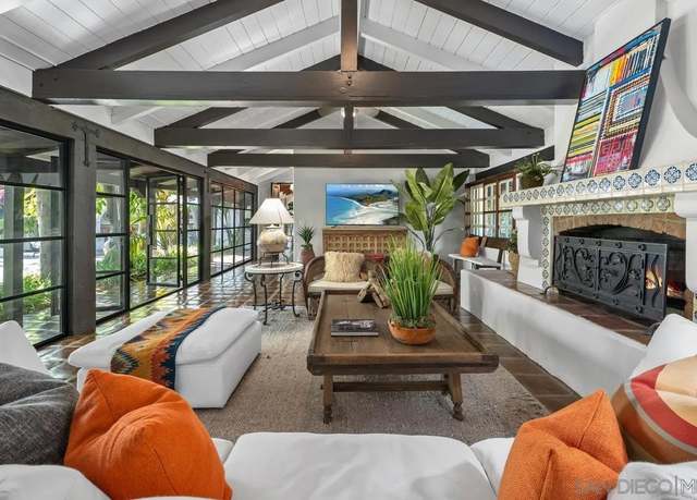 Property at 17507 Los Morros, Rancho Santa Fe, CA 92067, 4 beds, 5 baths