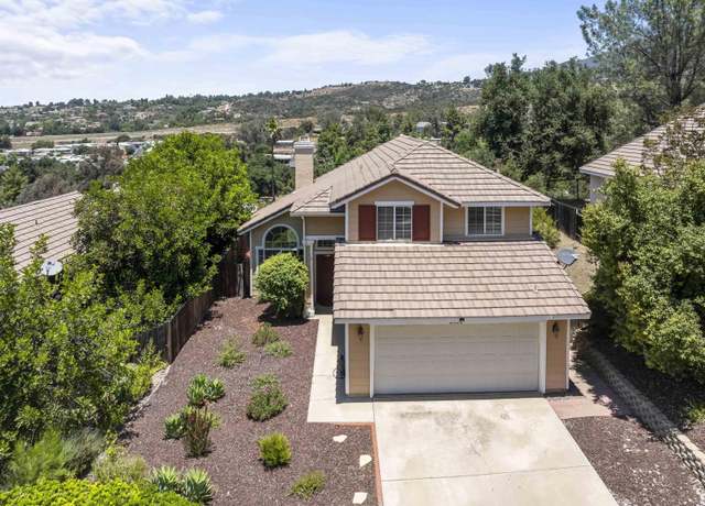 Property at 2454 Hialeah Ln, Alpine, CA 91901, 3 beds, 2.5 baths