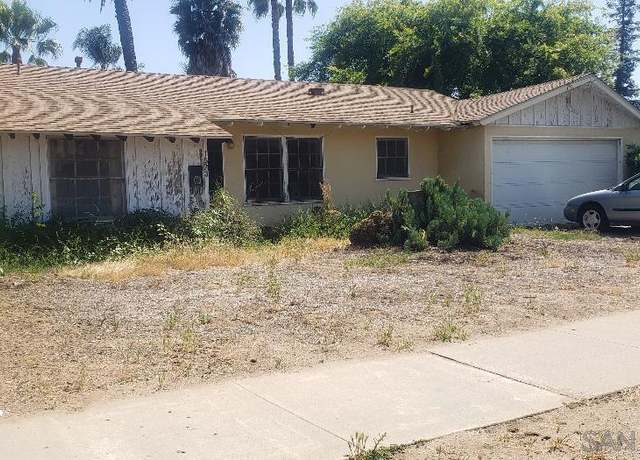 Property at 1573 E Madison Ave, El Cajon, CA 92019, 3 beds, 2 baths
