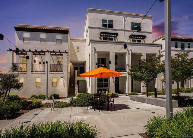 Property at 2011 Luzon Ln #2, Chula Vista, CA 91915, 2 beds, 2.5 baths