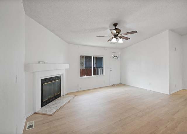 Property at 80 E Dawes St #127, Perris, CA 92571, 4 beds, 2 baths