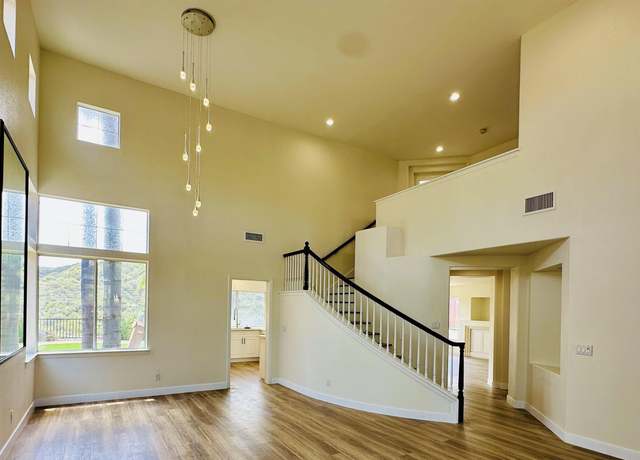 Property at 7179 Park Vlg, San Diego, CA 92129, 4 beds, 3 baths