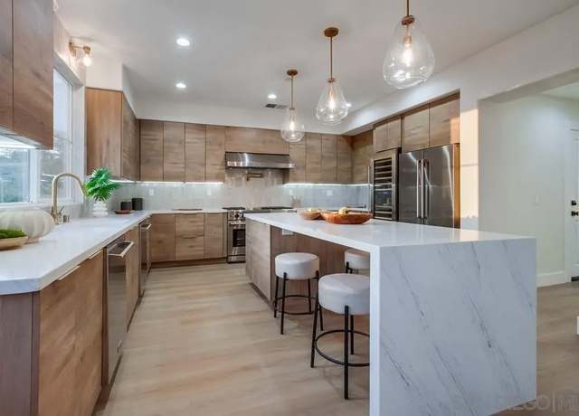 Property at 2482 San Clemente Ave, Vista, CA 92084, 4 beds, 4.5 baths