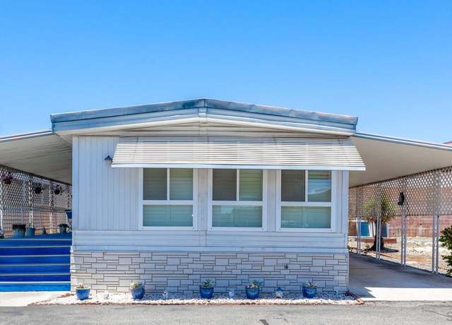 Property at 37 Havenview Ln, Oceanside, CA 92056, 2 beds, 2 baths