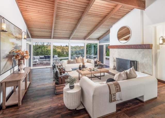 Property at 5333 Los Mirlitos, Rancho Santa Fe, CA 92067, 4 beds, 3.5 baths