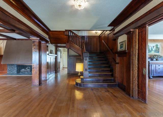 Property at 2274 Rosecrans St, San Diego, CA 92106, 9 beds, 6 baths