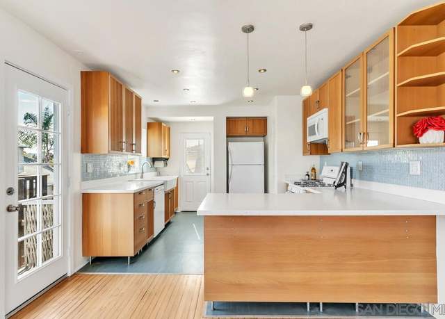 Property at 4122 Vermont St, San Diego, CA 92103, 2 beds, 1 bath