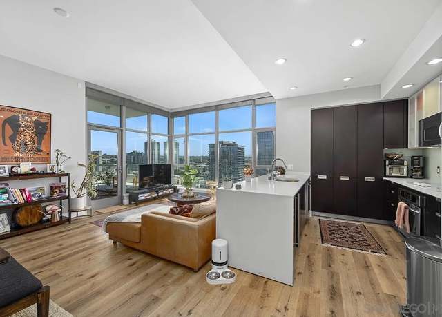 Property at 575 6th Ave #1802, San Diego, CA 92101, 2 beds, 2 baths