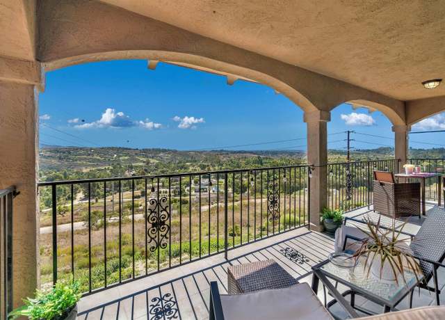 Property at 7087 Rancho Santa Fe View Ct, Rancho Santa Fe, CA 92067, 4 beds, 4 baths