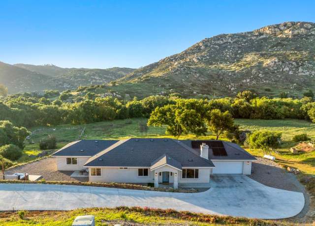 Property at 22916 Tombill Rd, Ramona, CA 92065, 3 beds, 2.5 baths