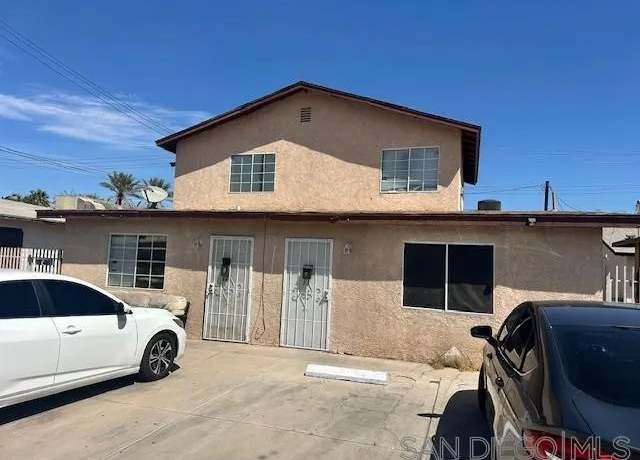 Property at 737 Renaud Ct, Calexico, CA 92231, 5 beds, 3 baths