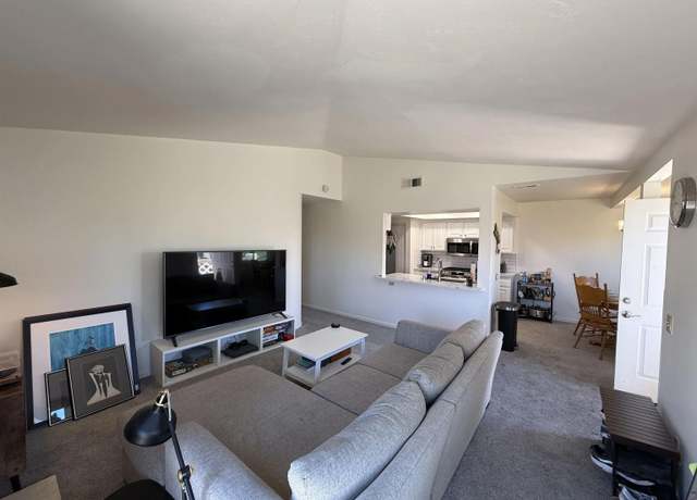 Property at 9342 Twin Trails Dr #303, San Diego, CA 92129, 3 beds, 2 baths