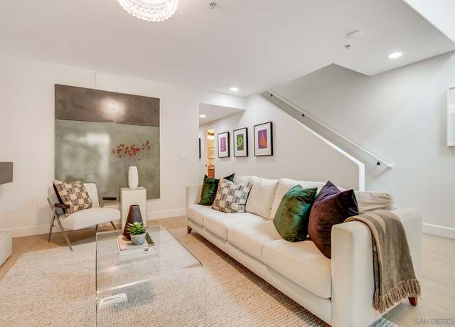 Property at 7530 Draper Ave #2, La Jolla, CA 92037, 3 beds, 3.5 baths