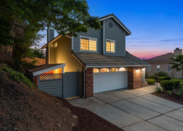 Property at 805 Sol Vista Gln, Escondido, CA 92025, 4 beds, 3 baths