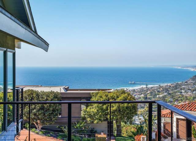Property at 2541 Via Viesta, La Jolla, CA 92037, 4 beds, 4 baths