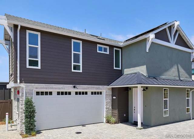 Property at 555 N Vulcan Ave, Encinitas, CA 92024, 3 beds, 2.5 baths