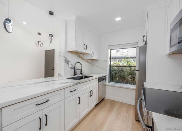 Property at 4219 44th St #5, San Diego, CA 92115, 1 bed, 1 bath