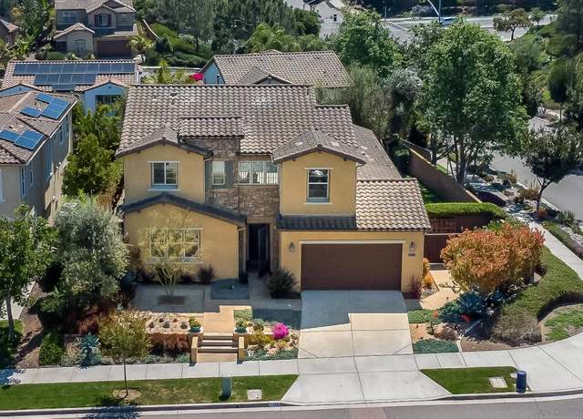 Property at 7152 Sitio Corazon, Carlsbad, CA 92009, 3 beds, 4 baths