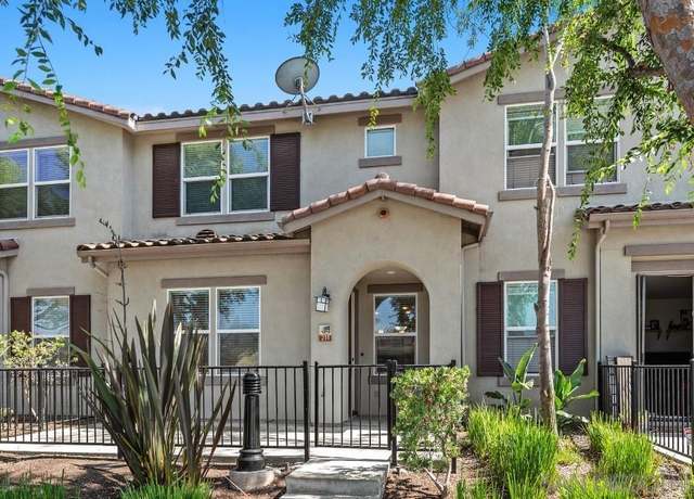 Property at 211 Calle Del Sol, Vista, CA 92083, 3 beds, 2.5 baths