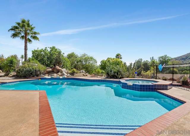 Property at 25980 Forest Dr, Escondido, CA 92026, 5 beds, 3 baths